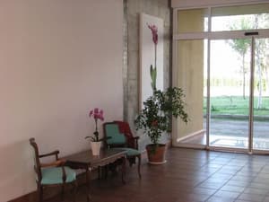 thumbnail: Interior entrance
