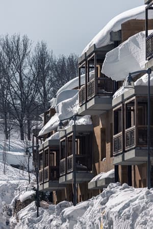 thumbnail: Exterior