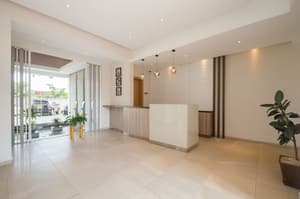 thumbnail: Interior entrance