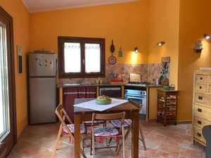 thumbnail: In-room dining