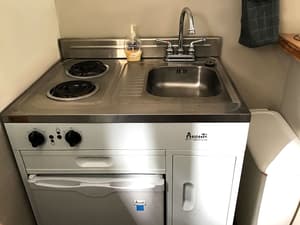thumbnail: Private kitchenette