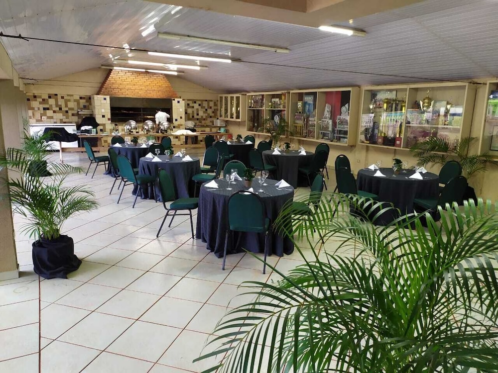 Restaurant-cafeteria