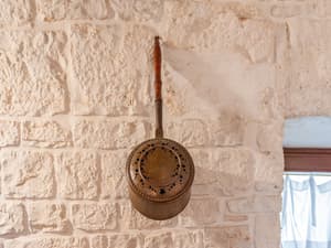 thumbnail: Interior detail