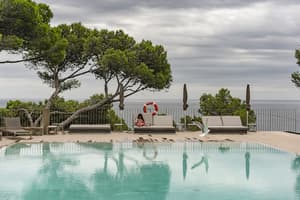 thumbnail: Outdoor pool