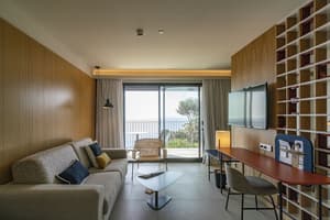 thumbnail: Living area