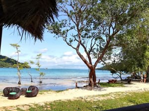 thumbnail: Beach/ocean view
