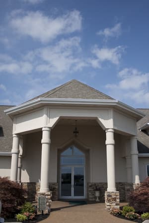 thumbnail: Front of property