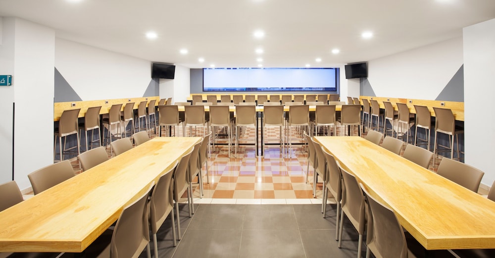 Restaurant-cafeteria