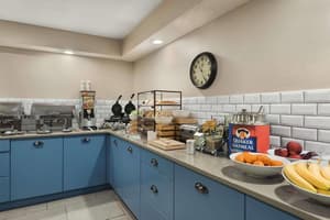 thumbnail: Breakfast area