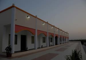 thumbnail: Exterior