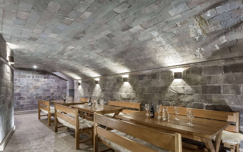 Restaurant-cafeteria