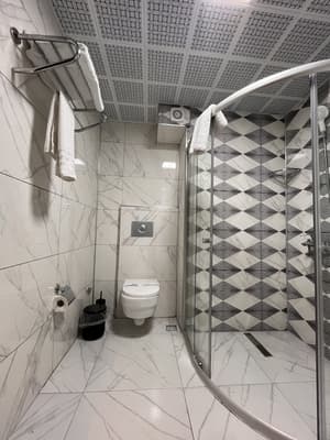 thumbnail: Bathroom