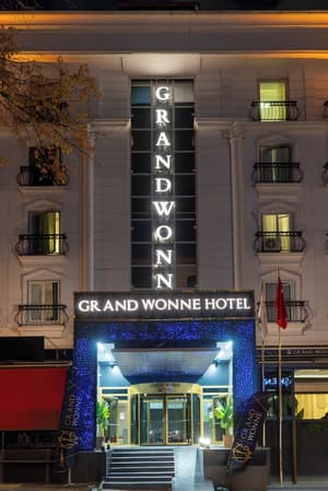 thumbnail: Exterior