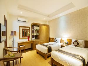 thumbnail: General view