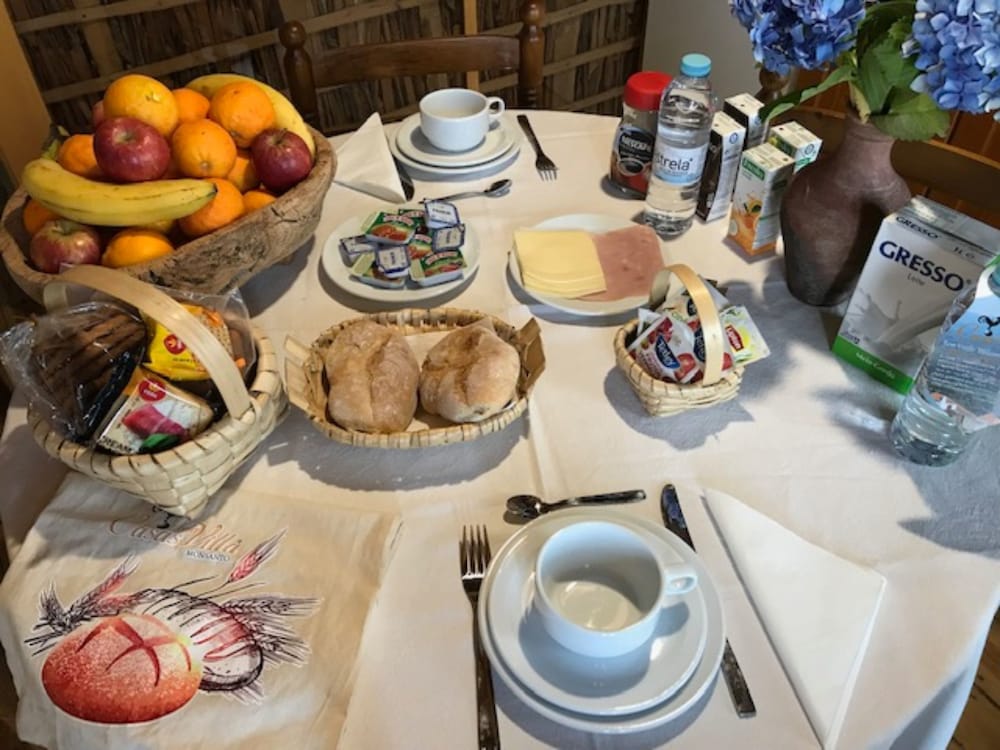 Breakfast meal