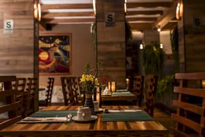 thumbnail: Restaurant