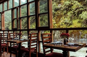 thumbnail: Restaurant