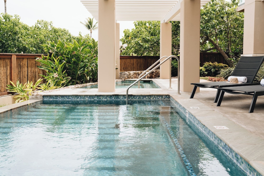 Private pool