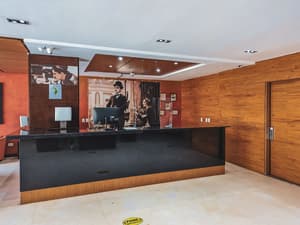 thumbnail: Reception