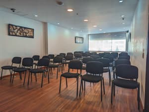 thumbnail: Business center