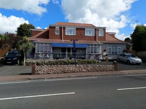 thumbnail: Front of property