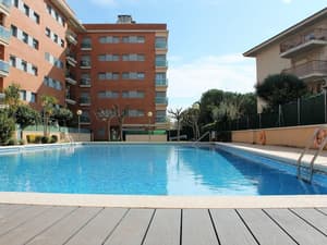 thumbnail: Outdoor pool