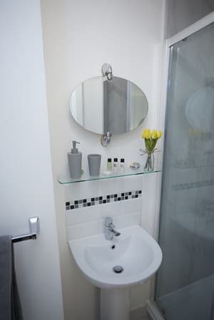 thumbnail: Bathroom