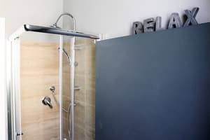 thumbnail: Bathroom shower