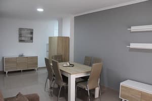 thumbnail: In-room dining