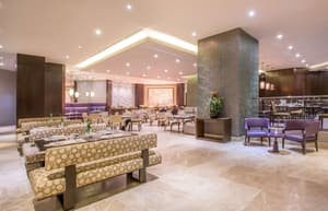 thumbnail: Bar (on property)
