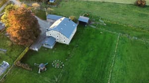 thumbnail: Exterior