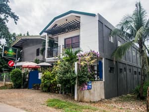 thumbnail: Exterior