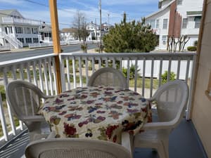 thumbnail: Balcony view