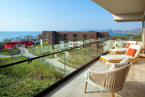 Fantastic Ocean View Suite Balcony And View