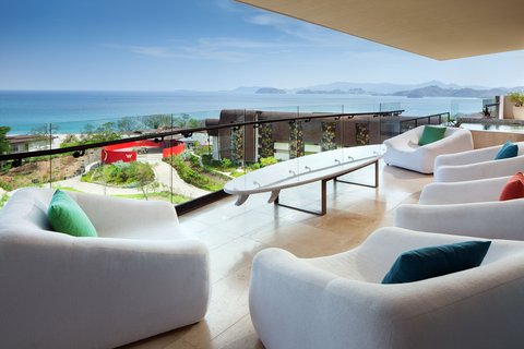 Ewow Suite Balcony And View
