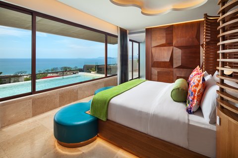 King Ewow Suite