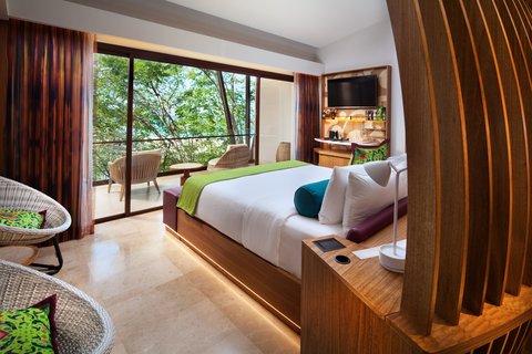 Sunset Treehouse Room