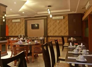 thumbnail: Restaurant
