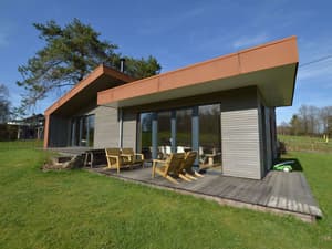 thumbnail: Exterior