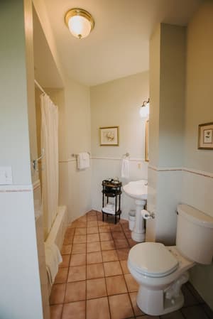 thumbnail: Bathroom