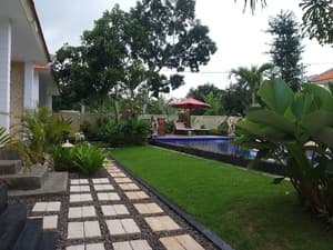 thumbnail: Garden view