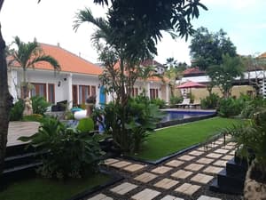 thumbnail: Garden view