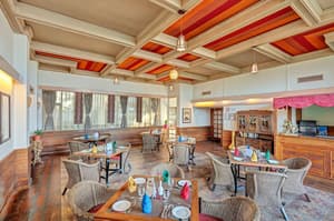 thumbnail: Restaurant