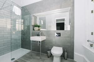 thumbnail: Bathroom
