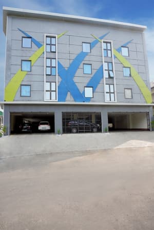 thumbnail: Exterior