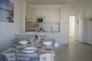 thumbnail: In-room dining