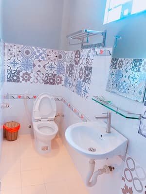 thumbnail: Bathroom