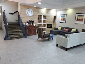 thumbnail: Lobby sitting area