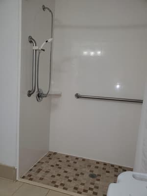 thumbnail: Bathroom shower