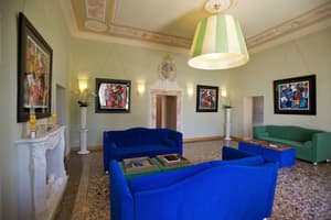 thumbnail: Interior detail